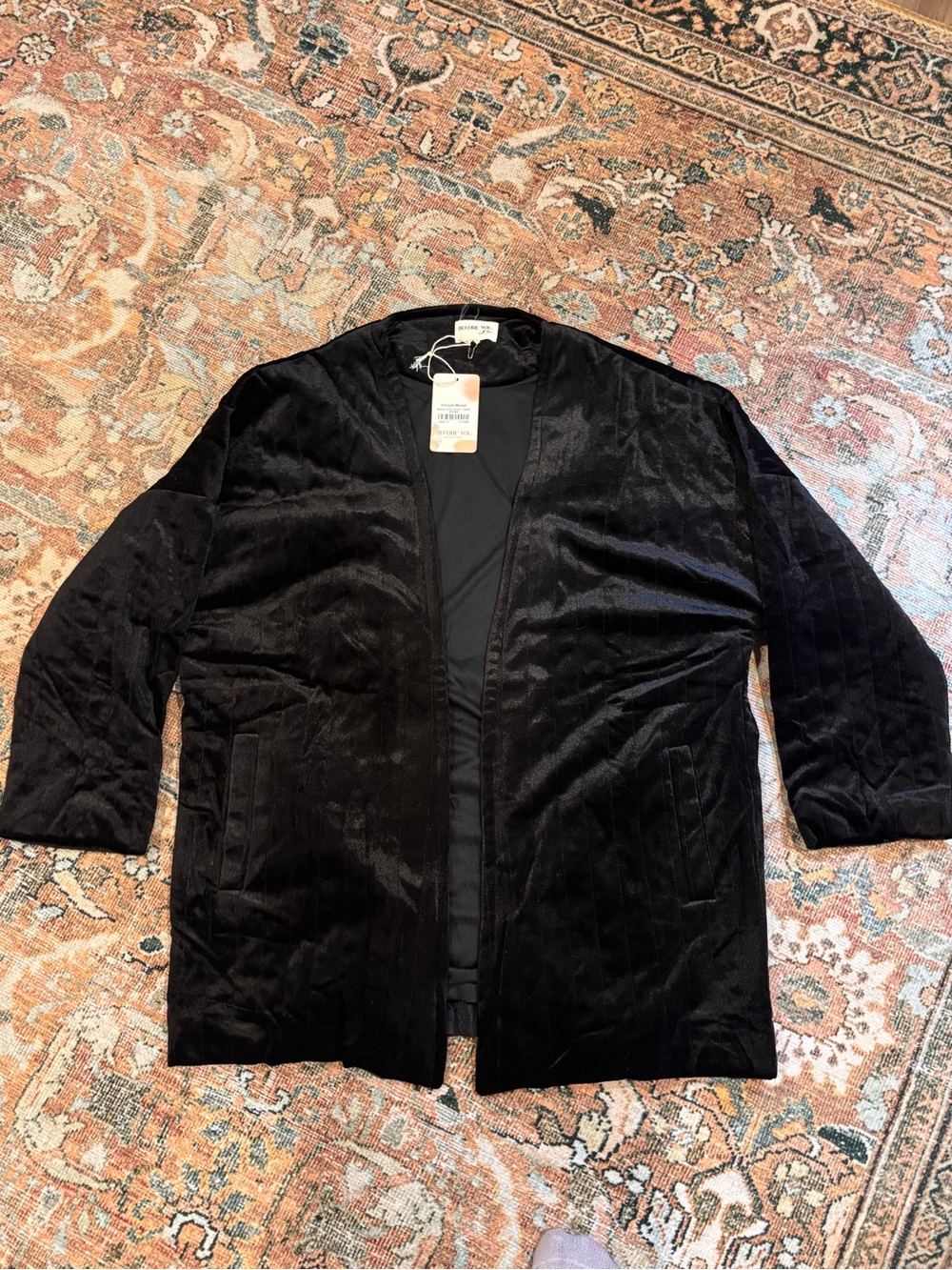 NWT Before You With Love black quilted velvet open-front women’s jacket- Large